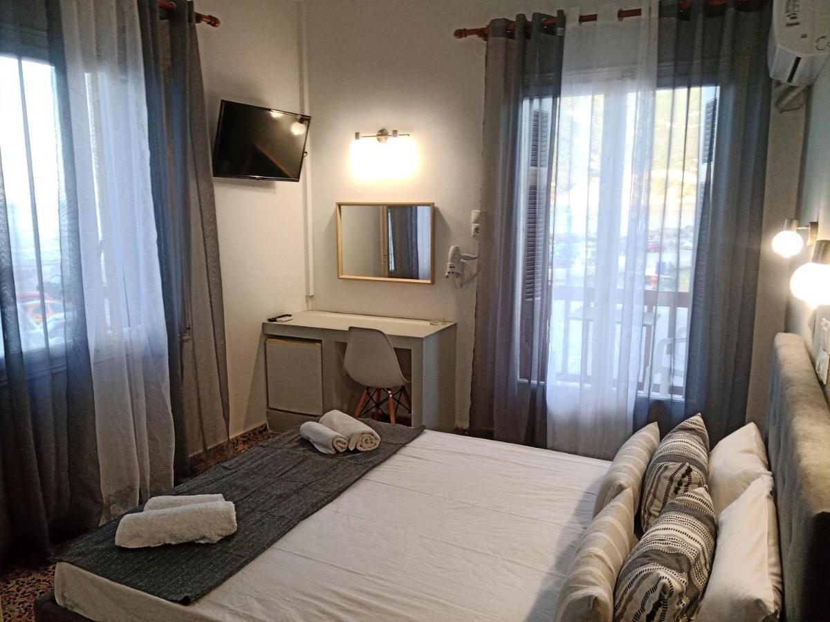 Georgios L Hotel Skopelos Town Bagian luar foto