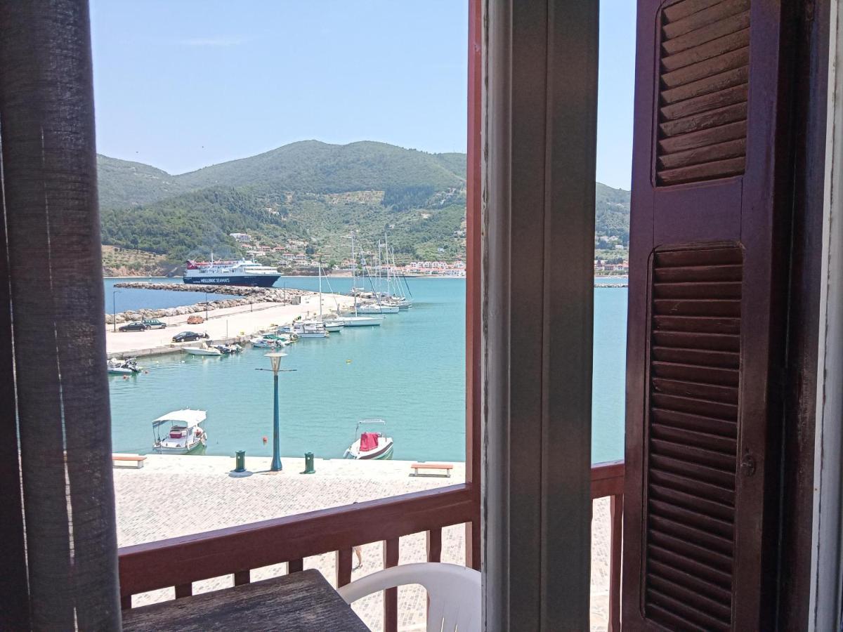 Georgios L Hotel Skopelos Town Bagian luar foto
