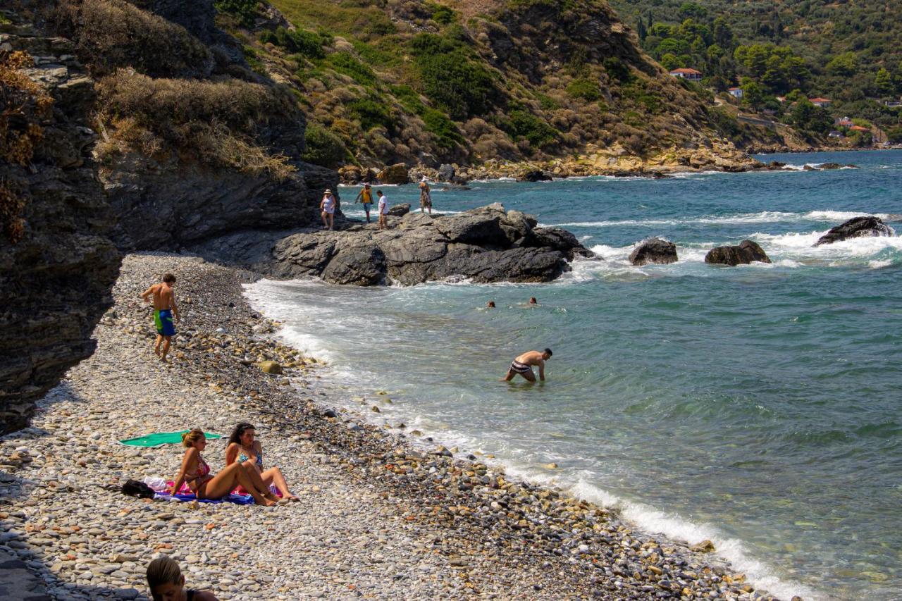 Georgios L Hotel Skopelos Town Bagian luar foto
